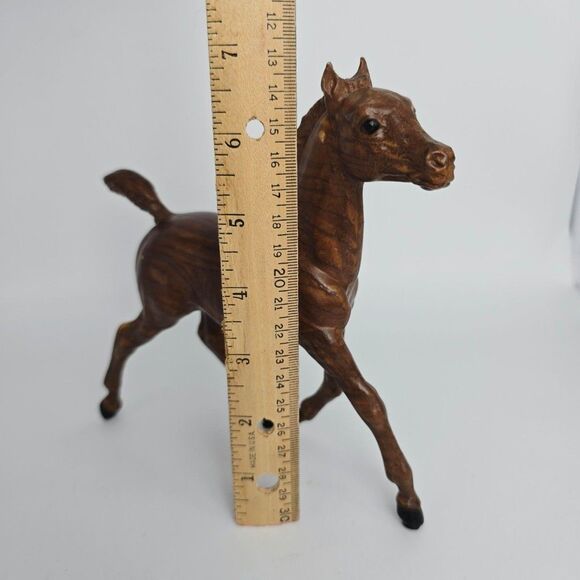Breyer Vintage 1970s Running Foal Woodgrain - Picture 12 of 12